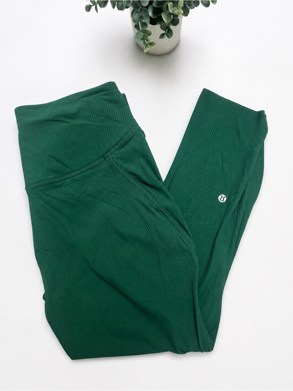 Lululemon Base Pace High-Rise Tight 23" *Ribbed Nulux Everglade Green Size 10